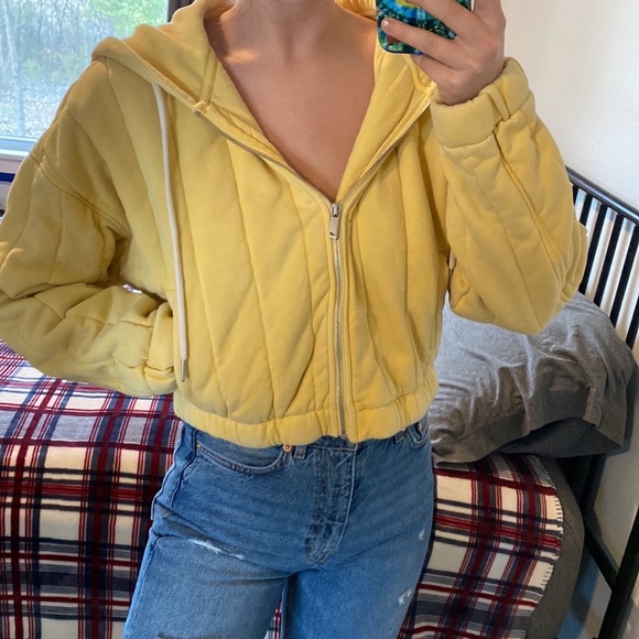 Urban Outfitters zip up hoodie - Picture 4 of 9